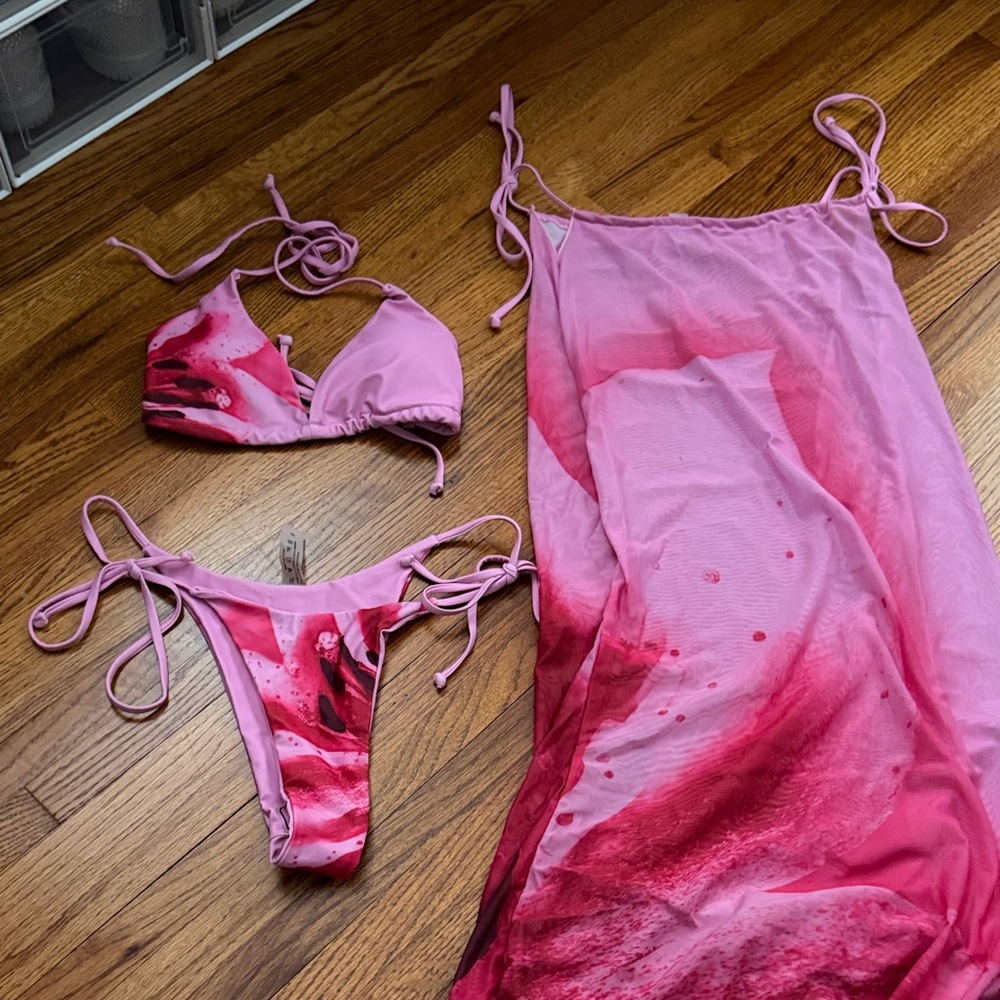 SHEIN Pink Tie-Dye Bikini Set with Bright Pink Accents
